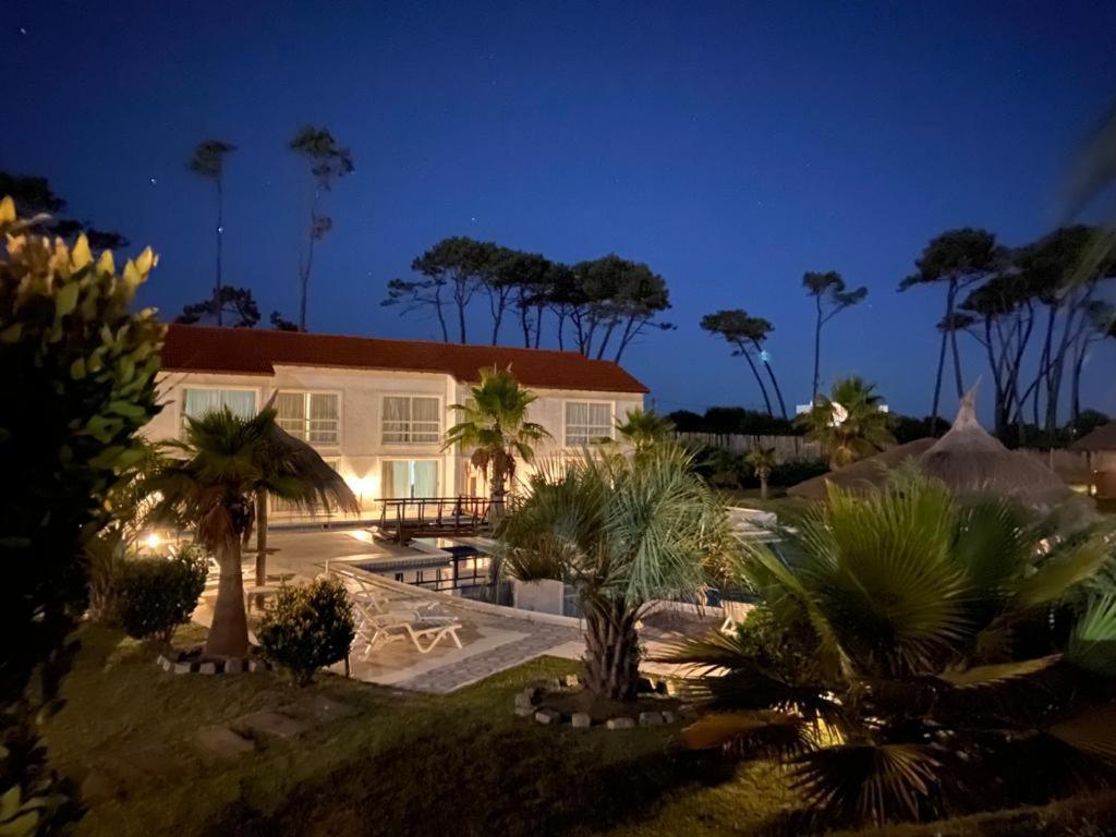 Punta Del Este Arenas Hotel Chihuahua Exterior photo